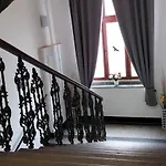 Fantastický V Praze Na Letné B3
