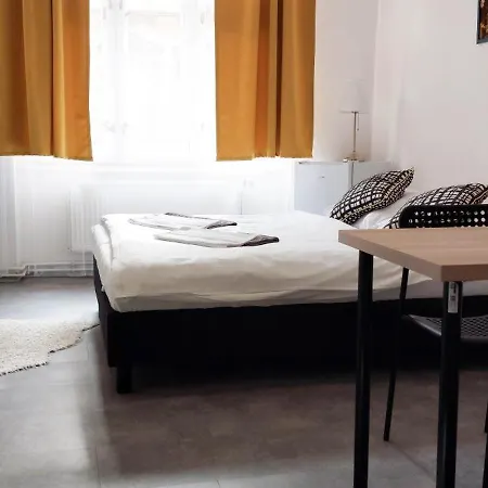 Rum i privatbostad Fantasticky V Praze Na Letne B3 *