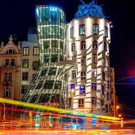 Fantasticky V Praze Na Letne B3