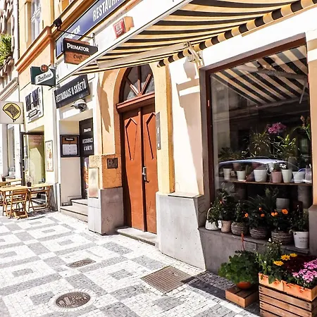 Δωμάτια σε οικογενειακή κατοικία Fantasticky V Praze Na Letne B3