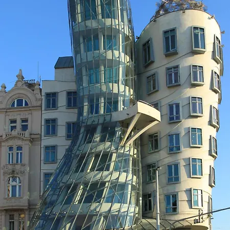 Fantasticky V Praze Na Letne B3