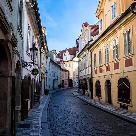 Fantasticky V Praze Na Letne B3 Δωμάτια σε οικογενειακή κατοικία